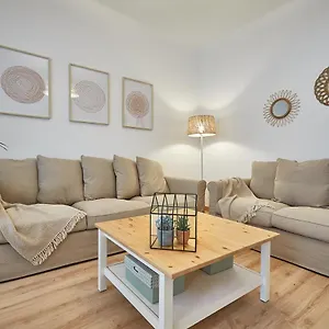 https://bbarcelona-calabria-flat.topbarcelonahotels.com